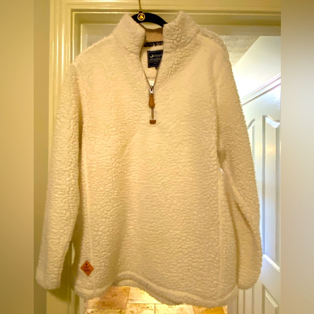 Simply southern pullover